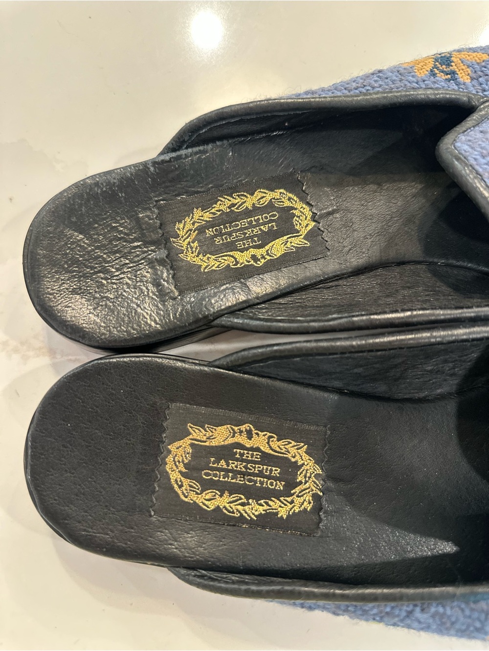 🐝 The Larkspur Collection Blue Needlepoint Bee Mules/Slippers Size M (US 8/8.5) - Picture 5 of 7